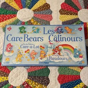 Vintage Care Bears ❤️🌈 On the Path to Care-a-Lot Board Game